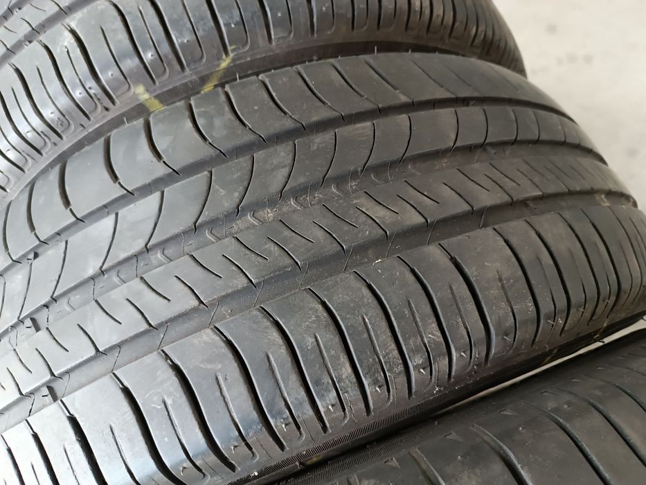 Anvelope vara 205 60 16 Michelin  6mm+