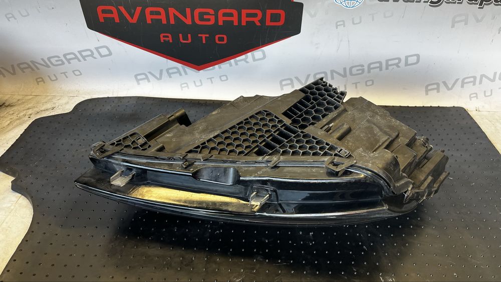 Skoda Superb 3 Lift 19- ляв и десен фар 2 броя