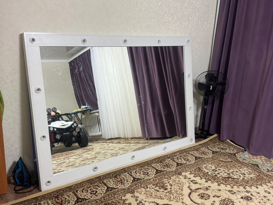 Продам зеркало большой без ламп