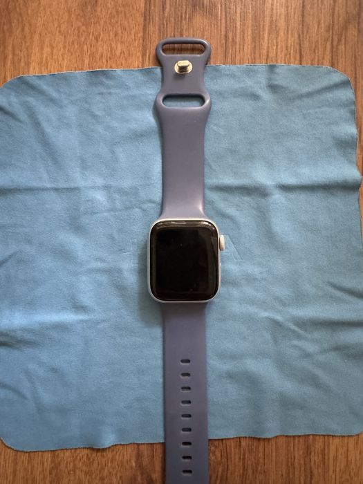 Apple watch SE 40 mm silver aluminum GPS
