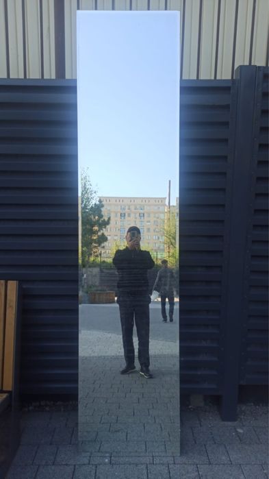 Зеркало продам  длинное