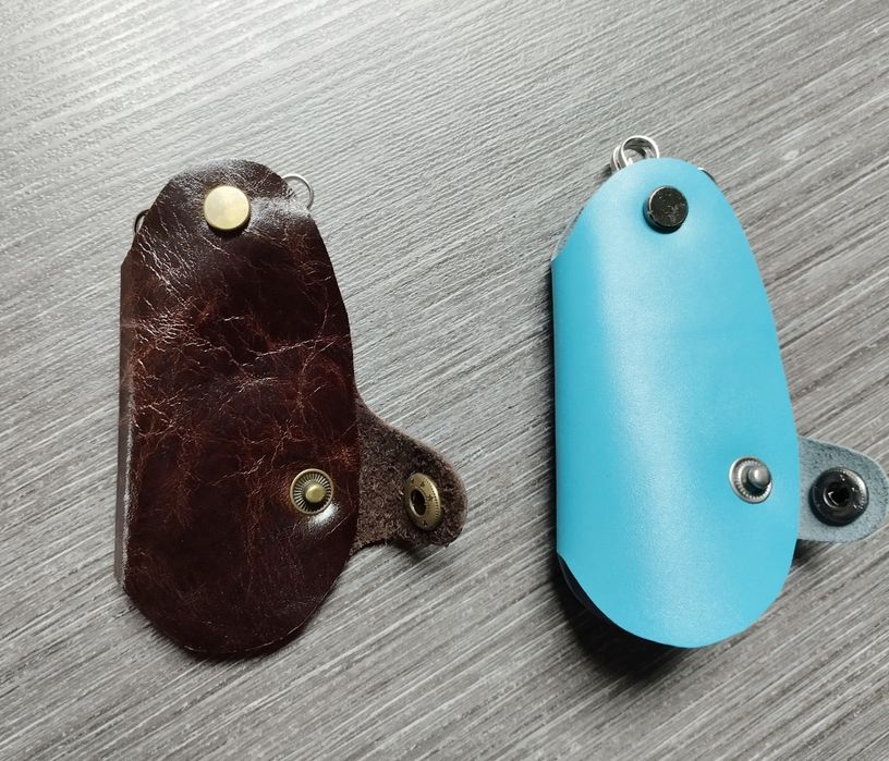 Ключница кожаная