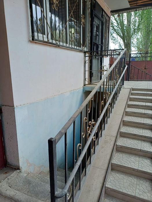 Магазин с Пристройка под квартиру