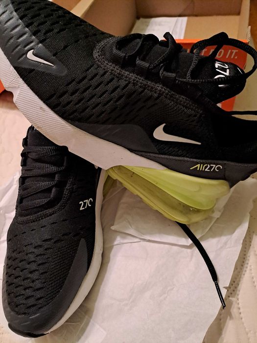 Маратонки Nike 37.5