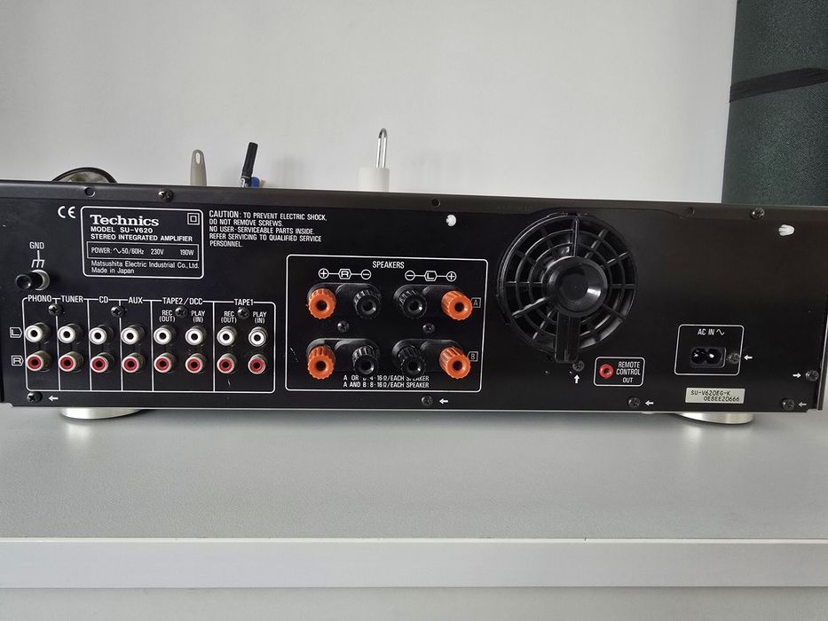Amplificator Technics SU-V620