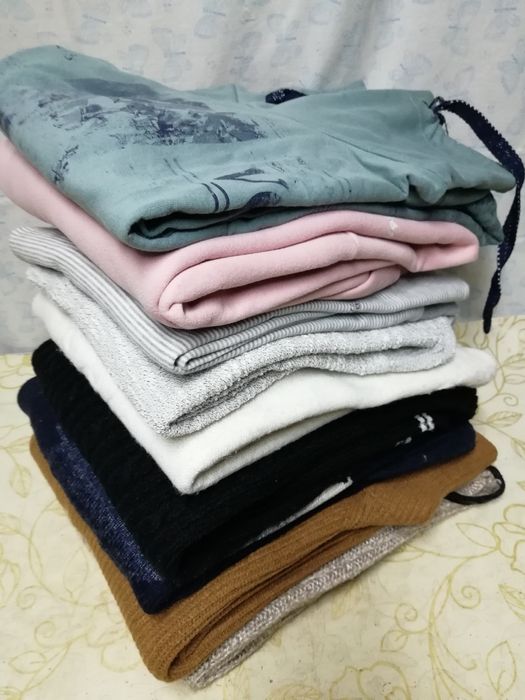 Продам  пиджаки, брюки, рубашки р. 46-48-50