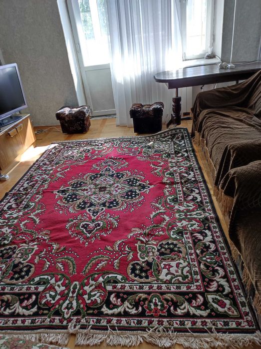 Палас 2×2,5,  б/у