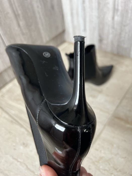 Боти естествена кожа - естествен лак Office London