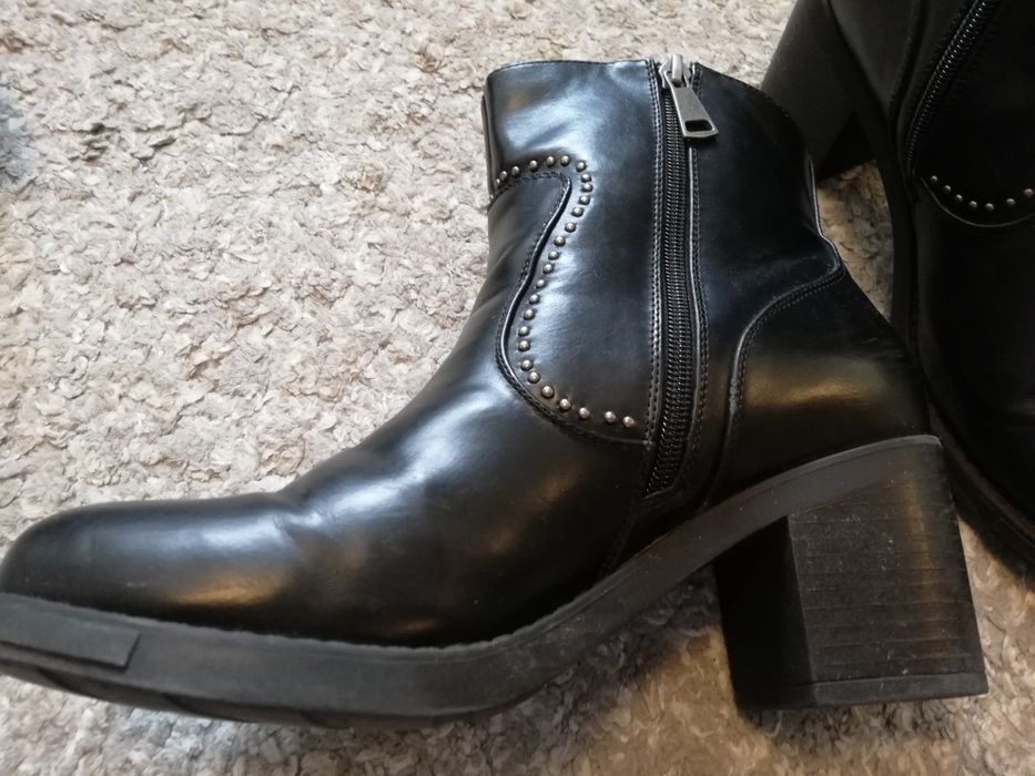 Дамски боти, кожени, 40 номер - 2 модела