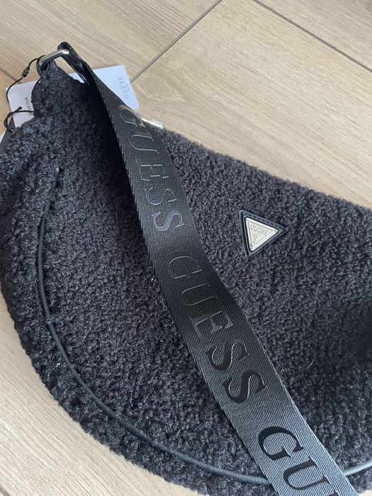 Guess нови чанти