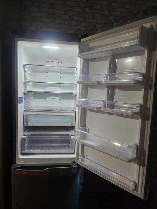 Холодильник продам