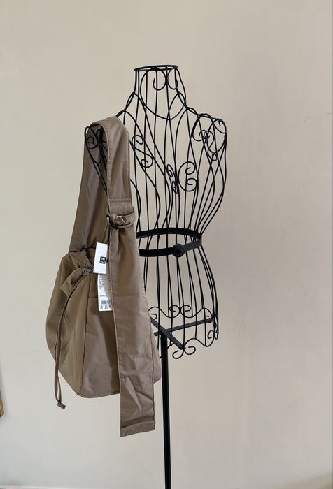 Geanta uniqlo superba