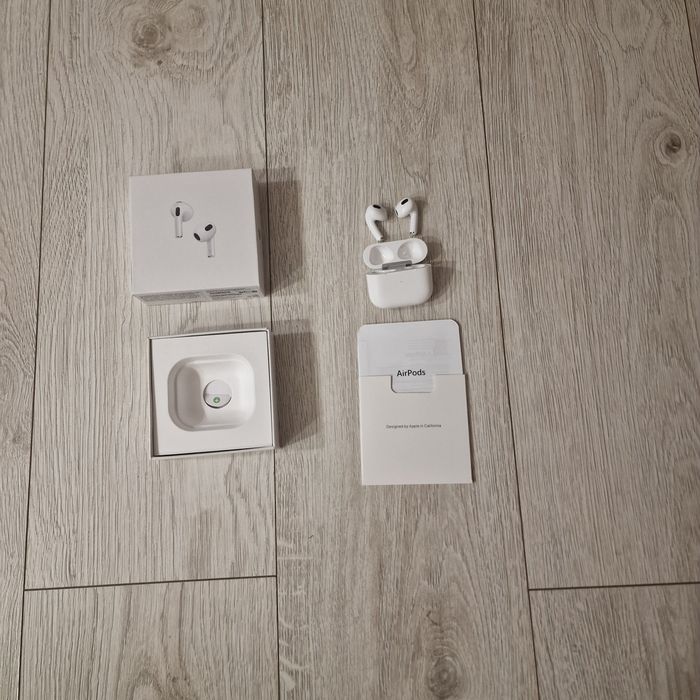 Airpods 3 with magsafe chargig case