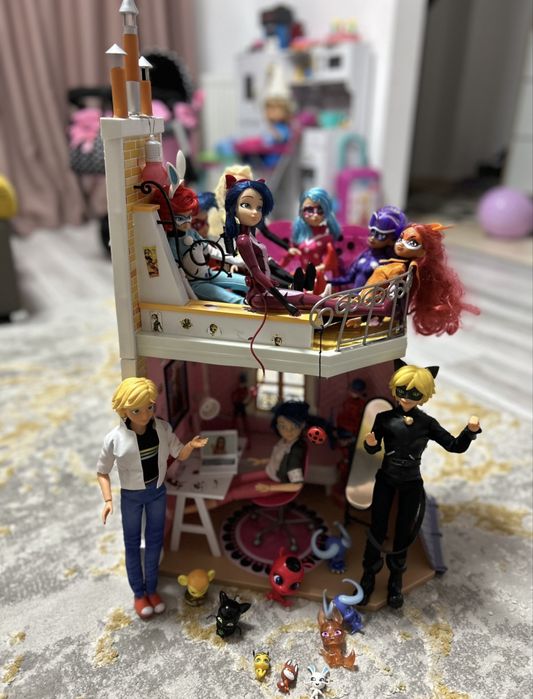 MIRACULOUS Casa lui Marinette+ papusi