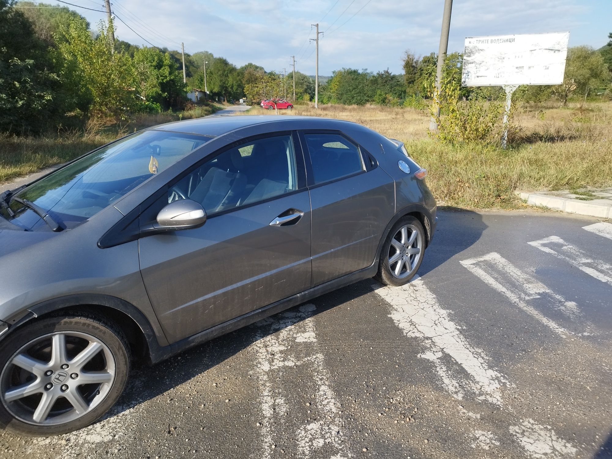 Хонда сивик 1.8 бензин На ЧАСТИ honda civic 1.8 гр. Варна Бизнес парк ...
