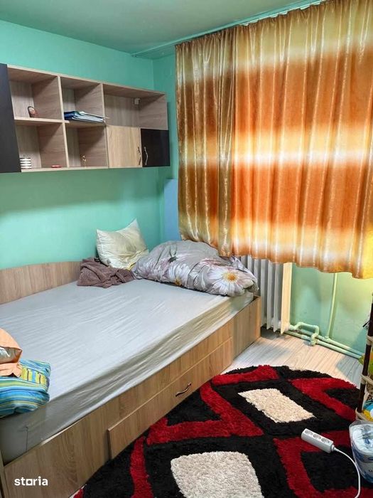 Apartament 3 camere in Deva, zona Licee