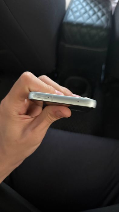 Срочно продаётся Samsung S23 FE