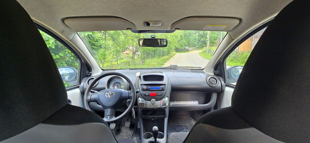 TOYOTA Aygo 2011 — imagine 10