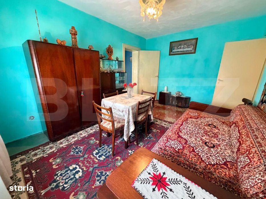 Apartament cu 3 camere, 47mp, etaj intermediar, Cugir