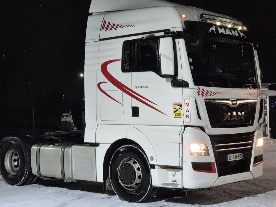 Cap tractor MAN TGX 500