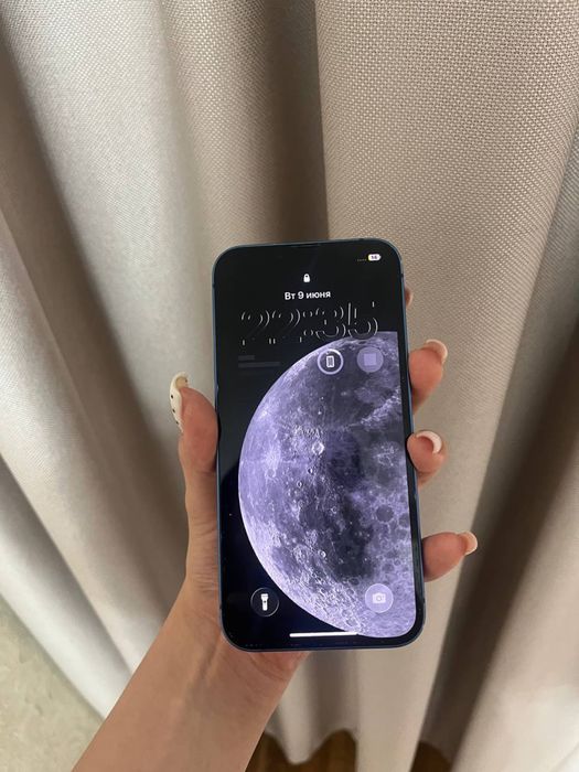 Продам iphone 13