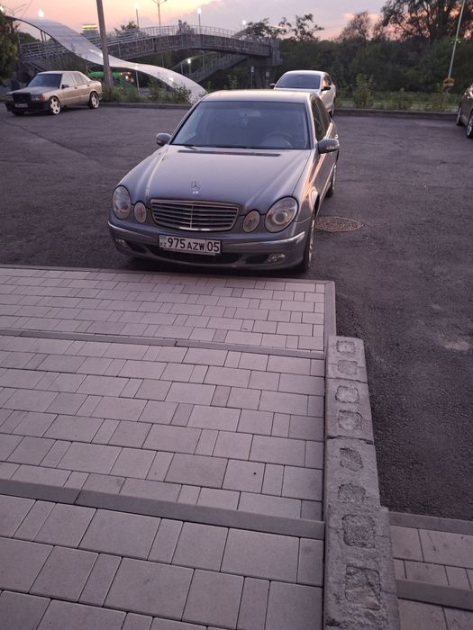 Продам мерседес е 320