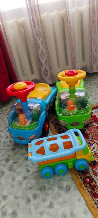 Куртка,толокар,машина,