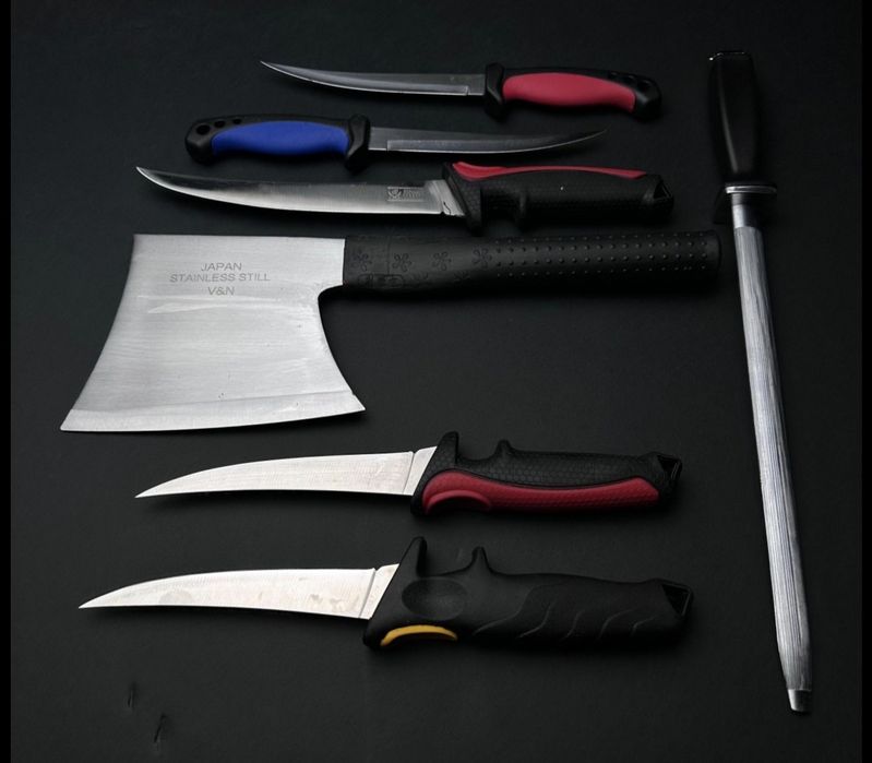 SET Macelarie Black Edition 7 piese
fletat, 1 Satar, lame ot