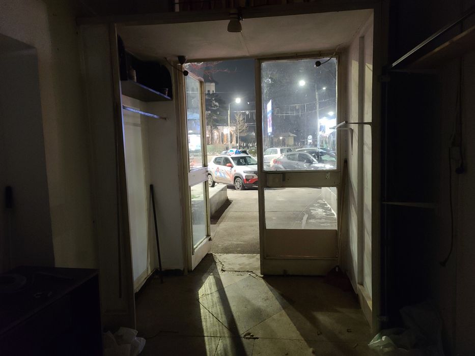 Închiriez spațiu comercial 10mp