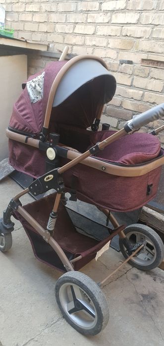 Коляска для прогулок