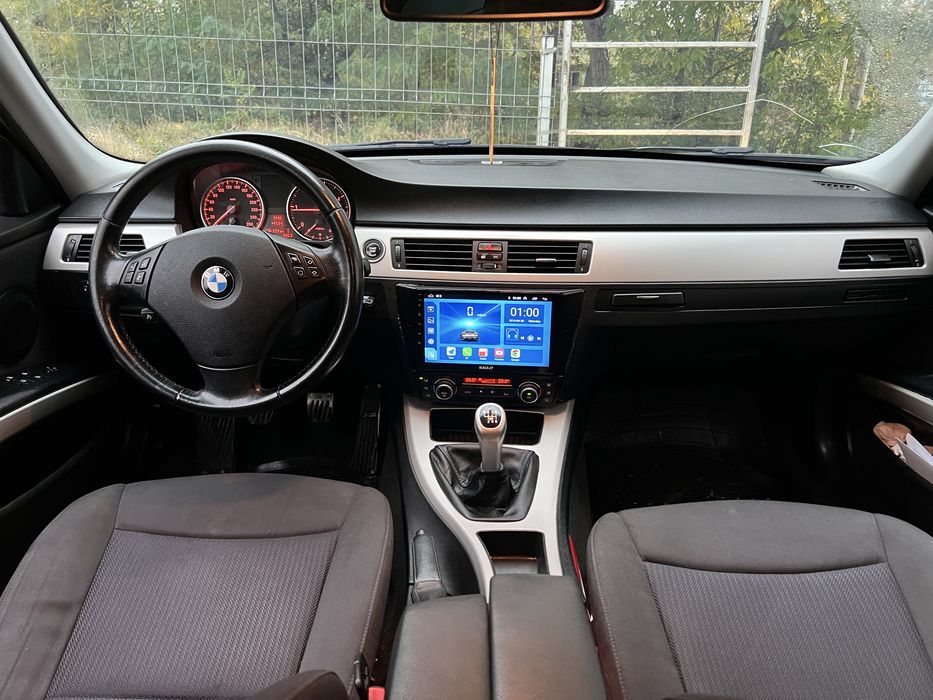 BMW Seria 3 2011 — imagine 3