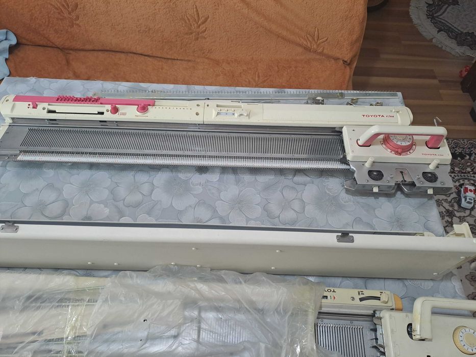 To‘quv mashinkasi toyoto ks 858