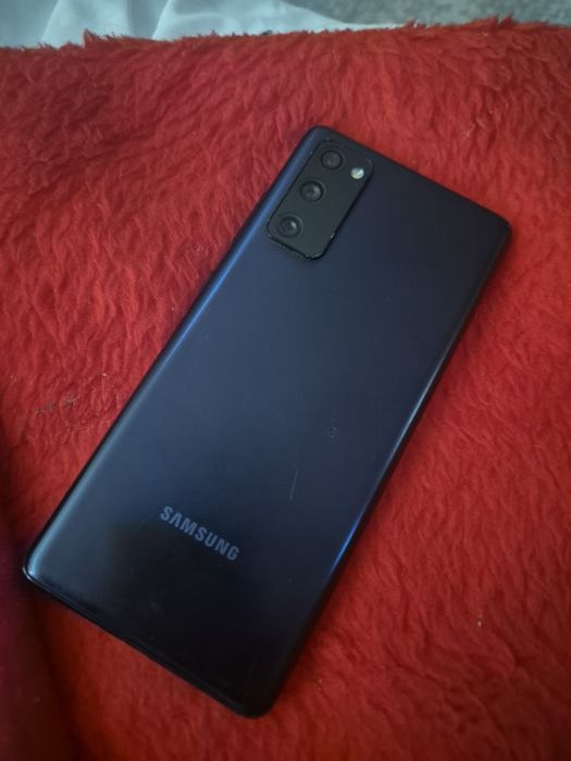 Самсунг s 20 fe 5 g  продам