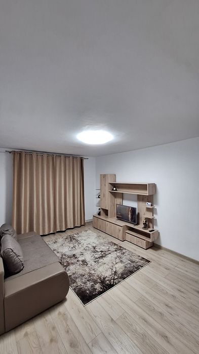 Inchiriez 2 camere Galeriile Soveja Constanta lângă Profi