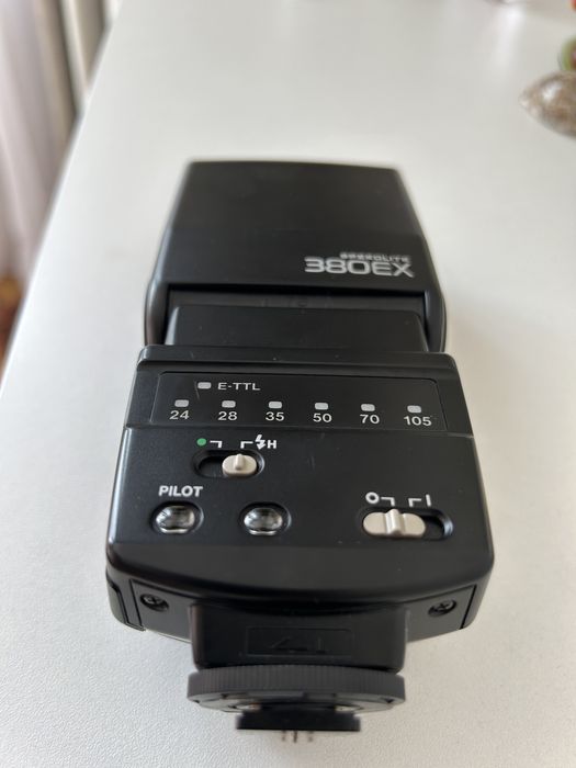 Canon speedlite 380ex