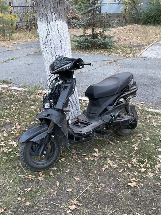 Продам 125 кубов скутер