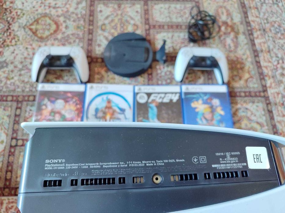 Продаётся Sony PlayStation 5