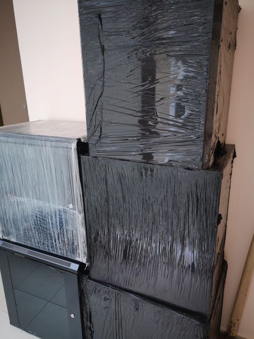 Комуникационен шкаф