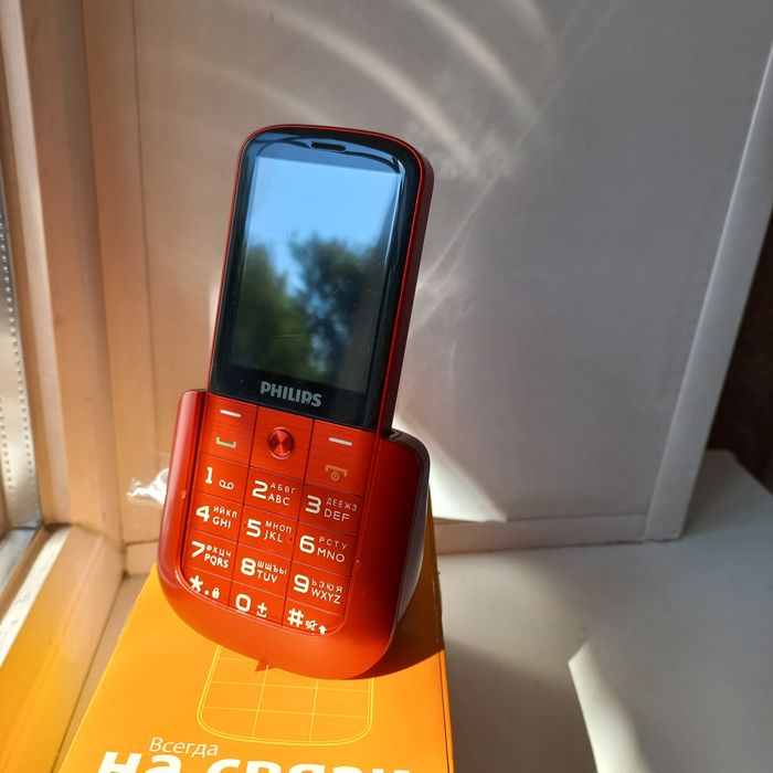 Телефон сотовый  Philips