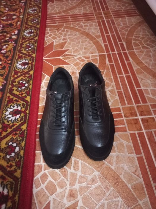 Жаңа аяқ киім, 7 мың