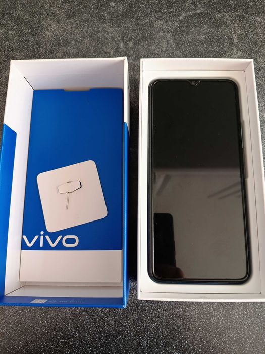 Продам телефон VIVO Y53s