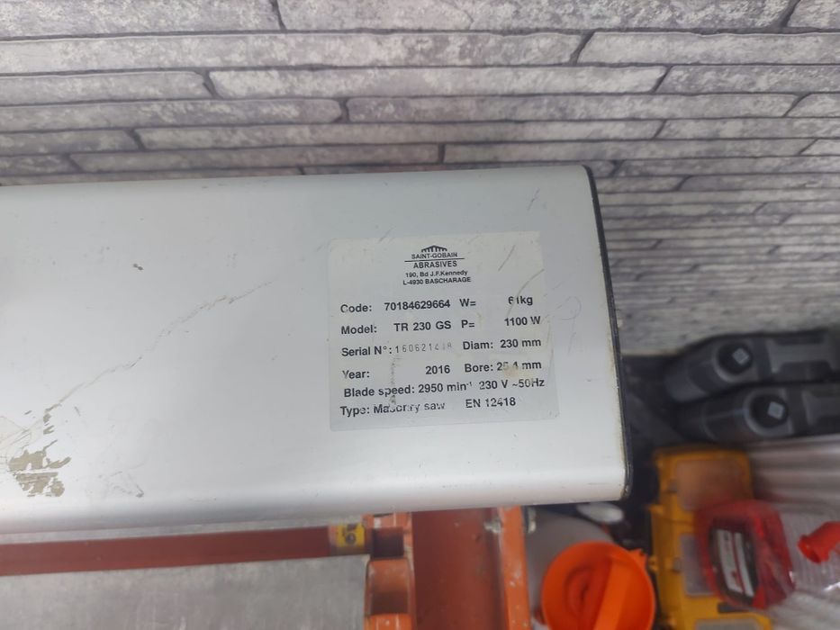 Masina taiat Gresie TR 230 CLIPER