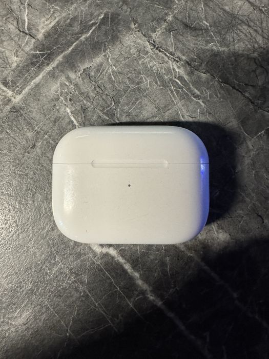 Продаю Airpods Pro