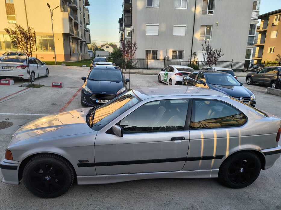 Vând E36 318ti M42 din 1995, M Packet de fabrică.