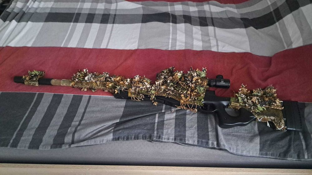 Novritsch SSG96 MK1 (Replica Sniper Airsoft L96A1 / AWP) + 3 incarcatoare, scope, silencer si camuflaj