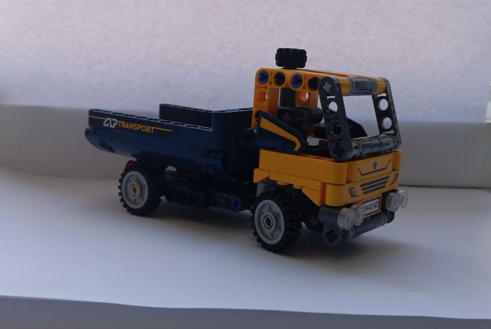 Самосвал Lego Technic