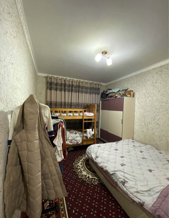 Мирабадский р-н Куйлюк массив 4 2/1/4 франция 62м2 балкон 2х6 не торец