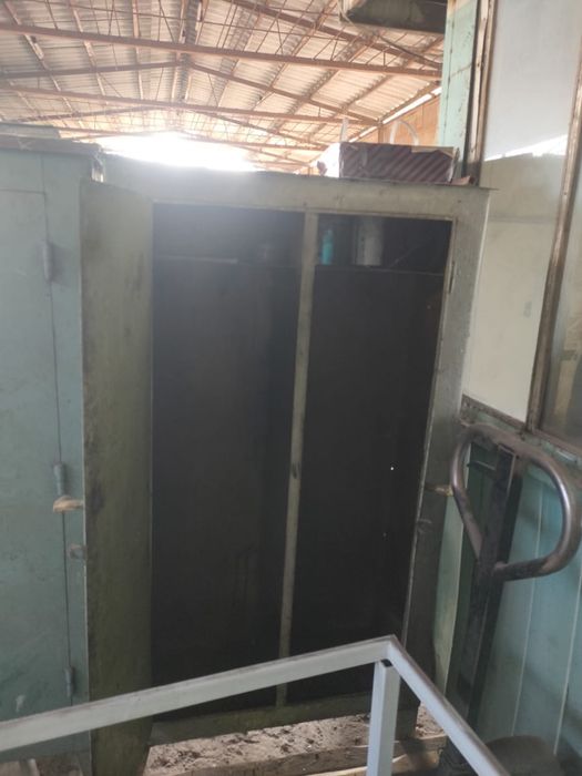 Железные шкафы б/у