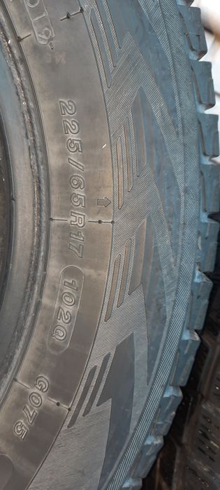 Продам зимние шины