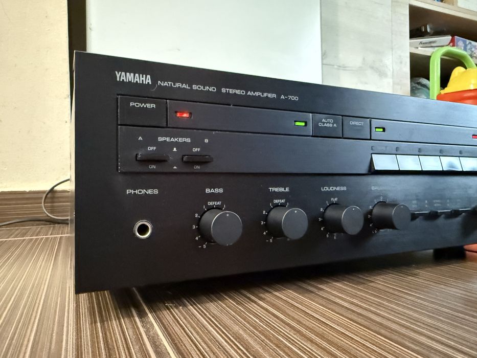 Yamaha A-700 Качествен стерео усилвател